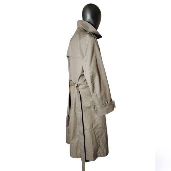 Christain Dior   - Picture 11 of 16